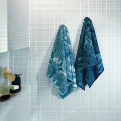 Tide Handtuch 50X100 cm(deep lake/turquoise)